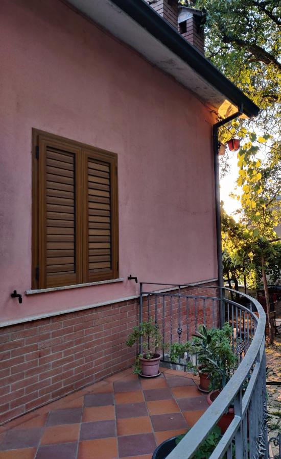 מונטיקיו Villa Enrico מראה חיצוני תמונה
