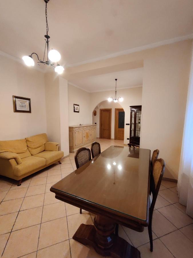 מונטיקיו Villa Enrico מראה חיצוני תמונה
