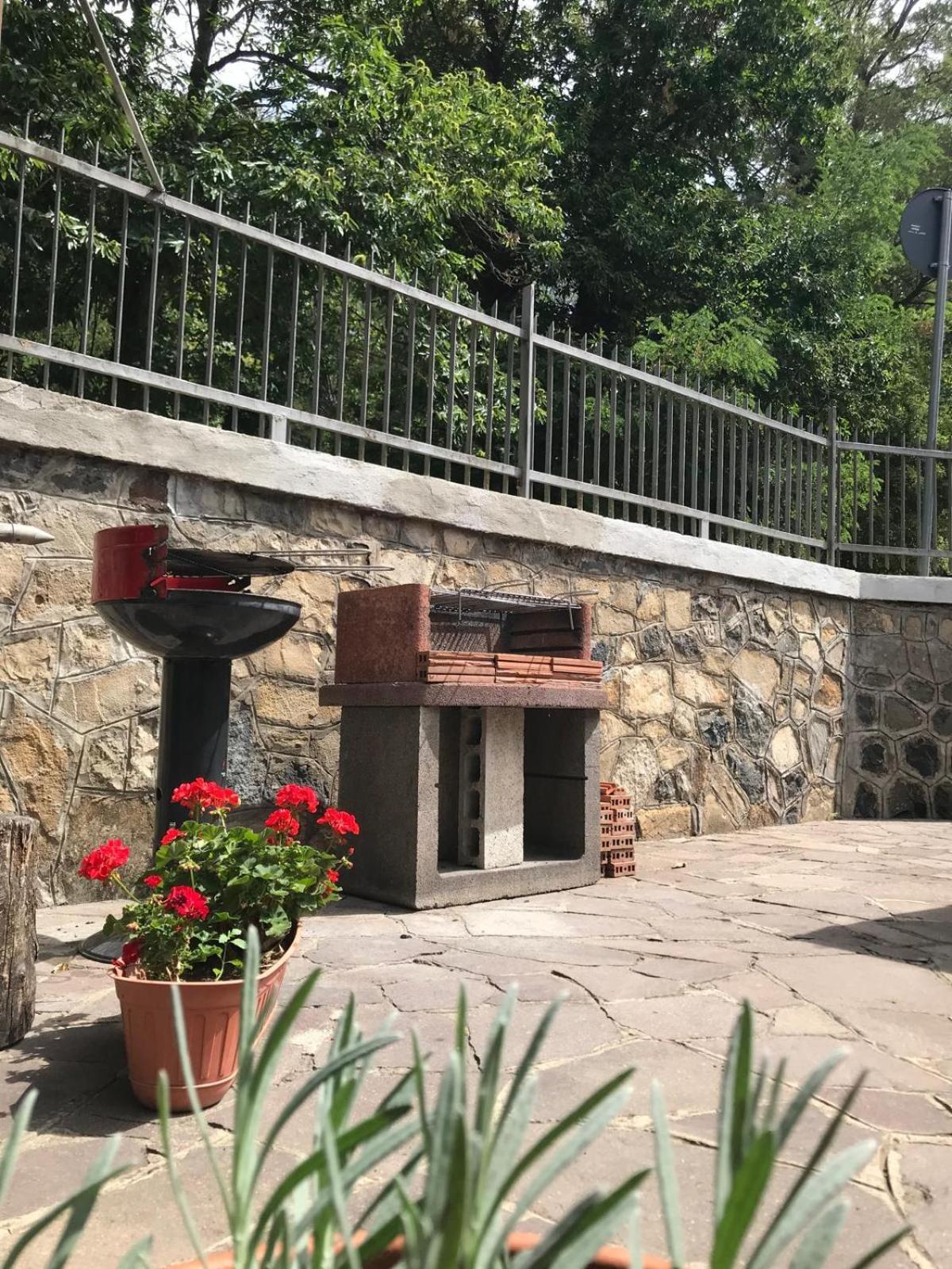 מונטיקיו Villa Enrico מראה חיצוני תמונה